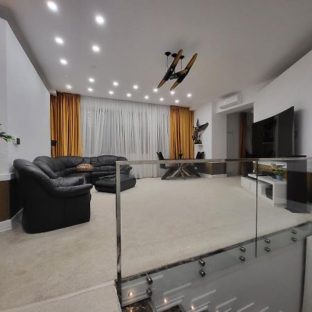 Large Luxury Apartment - Penthouse - Terrace Bucarest Extérieur photo