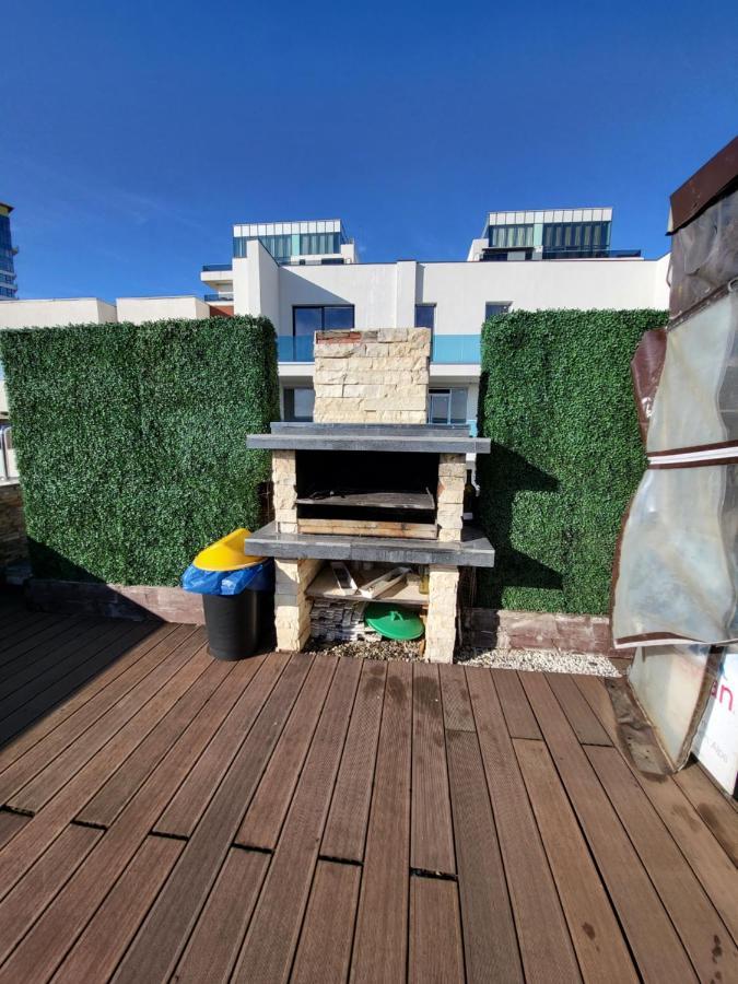 Large Luxury Apartment - Penthouse - Terrace Bucarest Extérieur photo